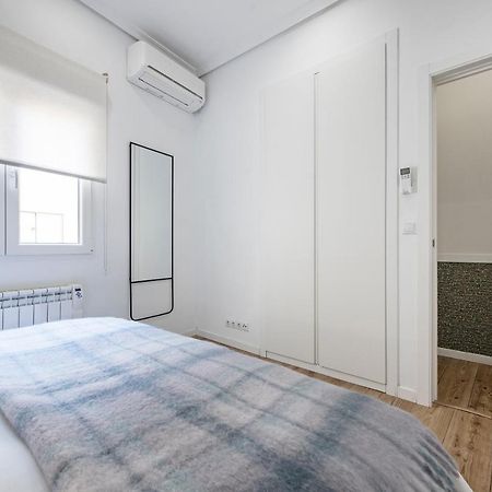 Acogedor Y Centrico Apartamento En Gran Via Мадрид Екстериор снимка