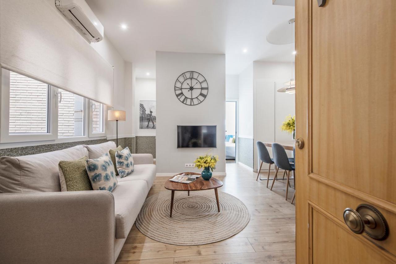 Acogedor Y Centrico Apartamento En Gran Via Мадрид Екстериор снимка